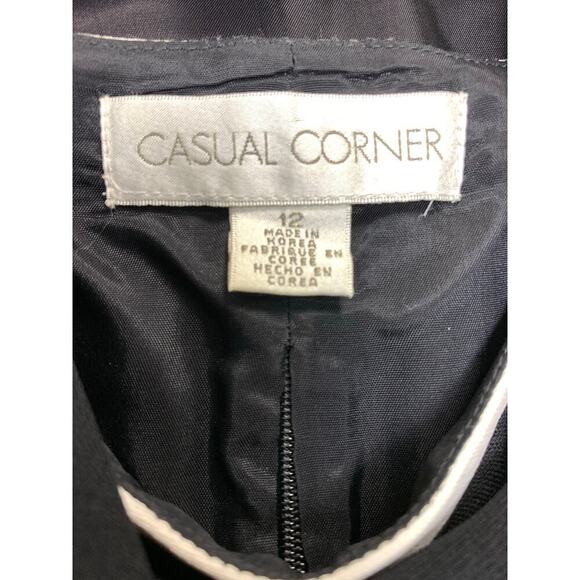 Casual Corner Vntg 90s Black Tailored Blazer & Shell w White Edging  - Size 12 - Picture 5 of 7